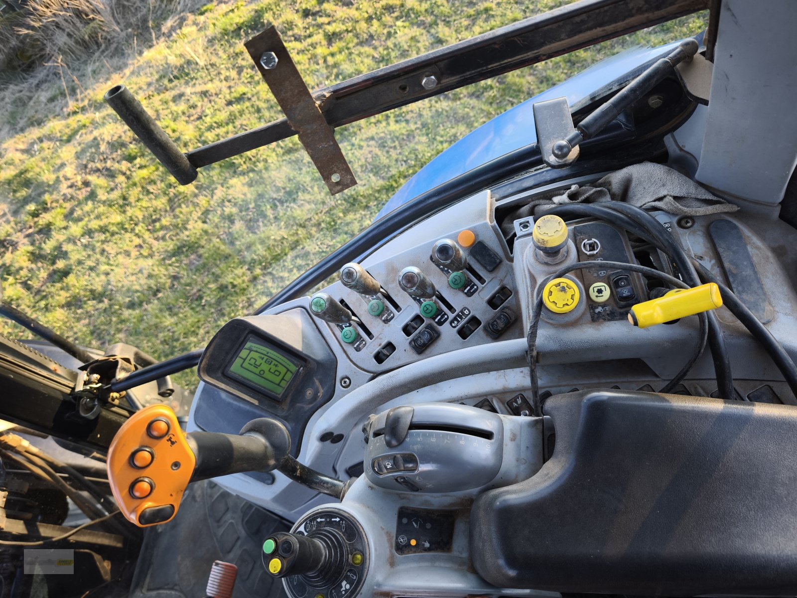 Traktor of the type New Holland T6080 PC, Gebrauchtmaschine in Jucken (Picture 9)