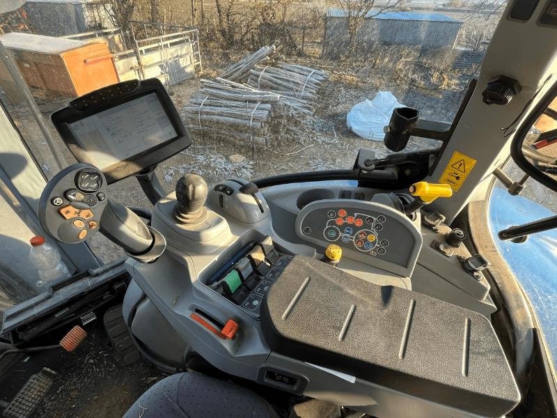 Traktor tipa New Holland T6080, Gebrauchtmaschine u LE PONT CHRETIEN (Slika 7)