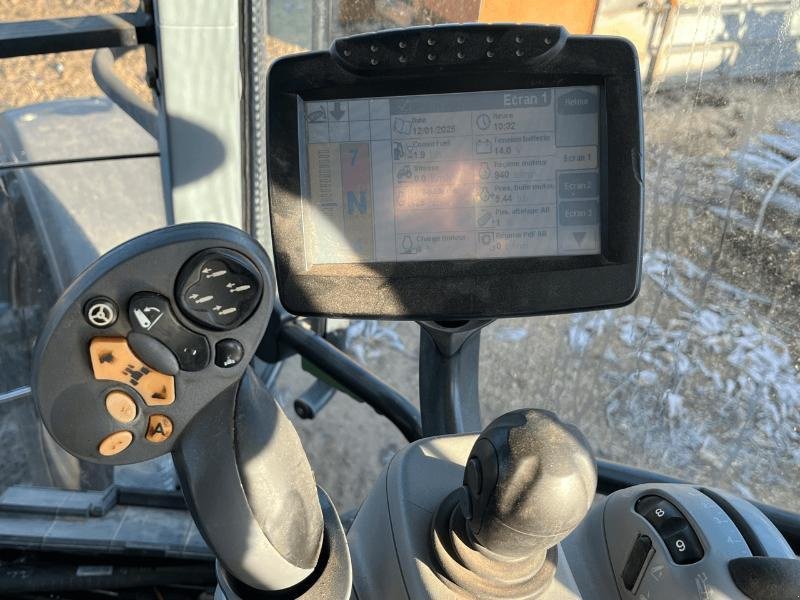 Traktor tipa New Holland T6080, Gebrauchtmaschine u LE PONT CHRETIEN (Slika 8)