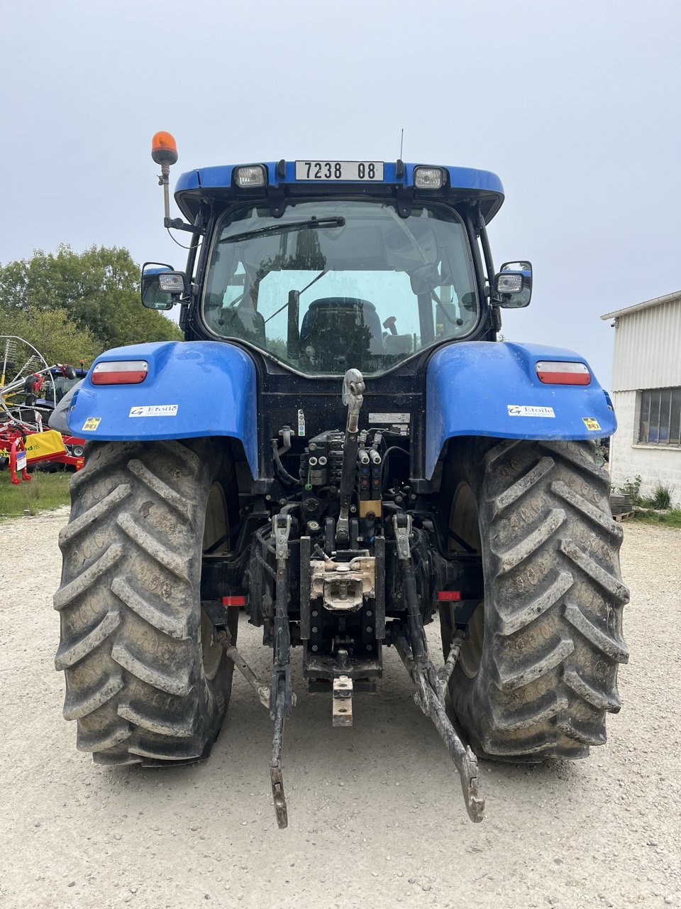 Traktor del tipo New Holland T6080, Gebrauchtmaschine In VERT TOULON (Immagine 3)