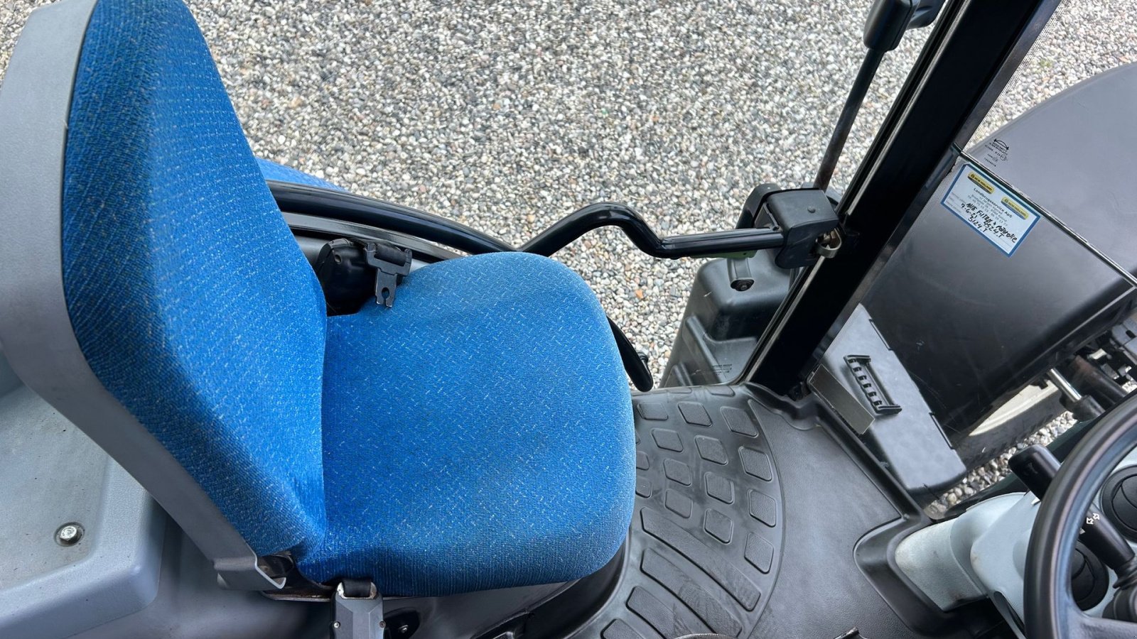 Traktor Türe ait New Holland T6080, Gebrauchtmaschine içinde Thorsø (resim 23)