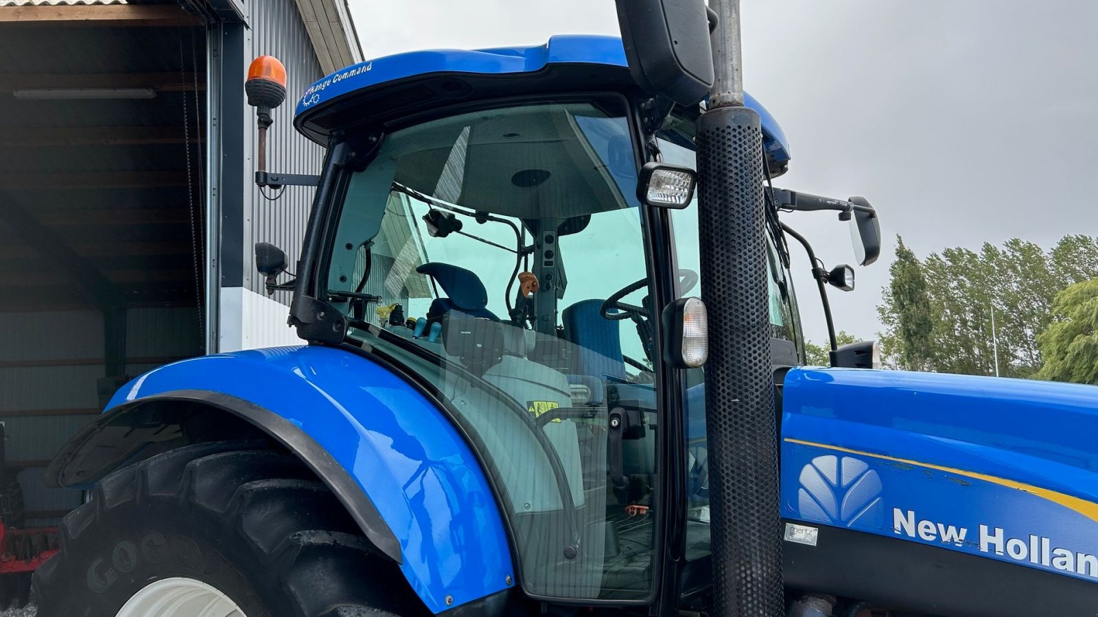 Traktor Türe ait New Holland T6080, Gebrauchtmaschine içinde Thorsø (resim 16)