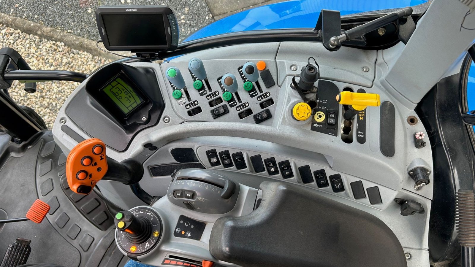 Traktor типа New Holland T6080, Gebrauchtmaschine в Thorsø (Фотография 20)