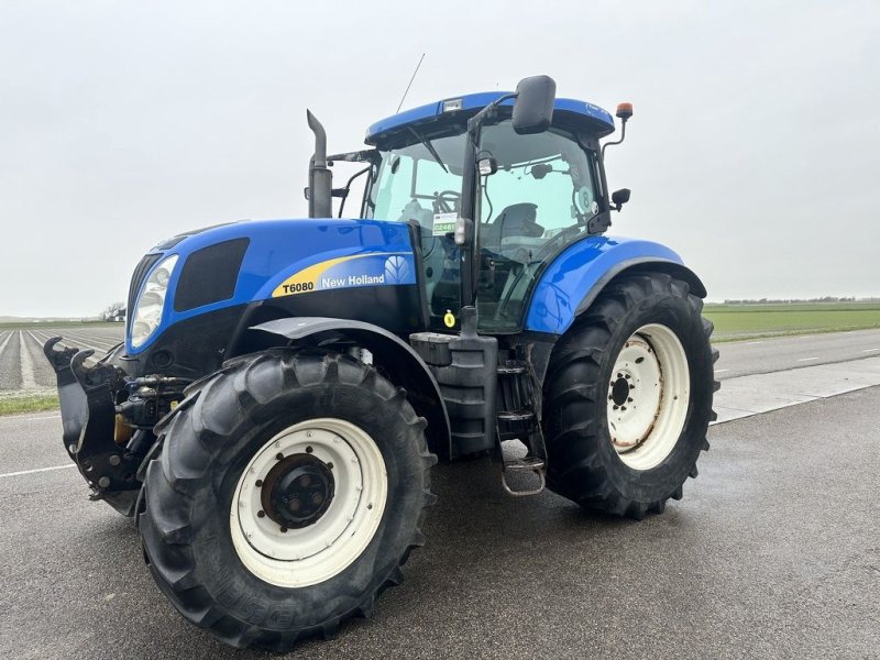 Traktor типа New Holland T6080, Gebrauchtmaschine в Callantsoog (Фотография 1)