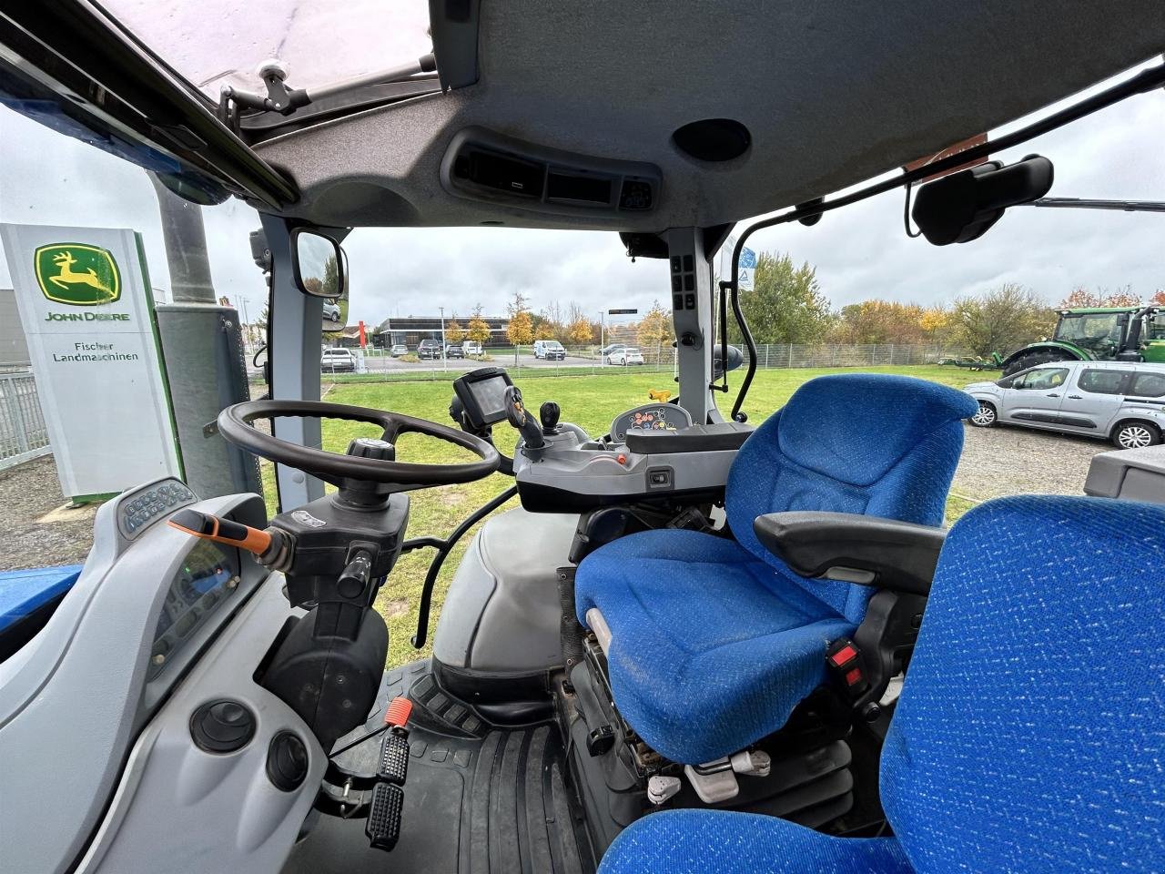 Traktor Türe ait New Holland T6090 Power Command, Gebrauchtmaschine içinde Zweibrücken (resim 11)