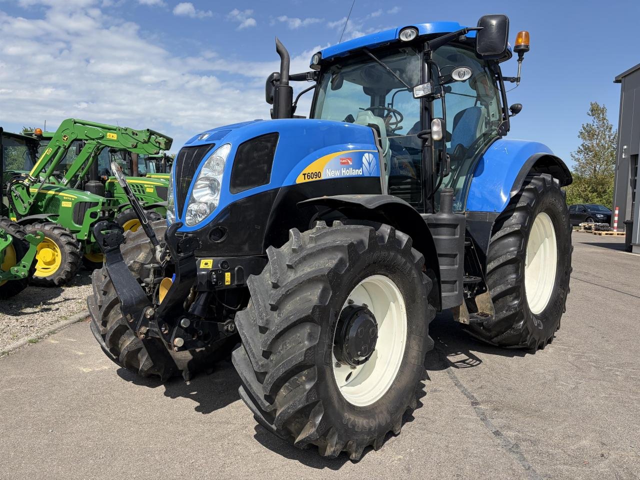 Traktor del tipo New Holland T6090 Power Command, Gebrauchtmaschine In Zweibrücken (Immagine 1)