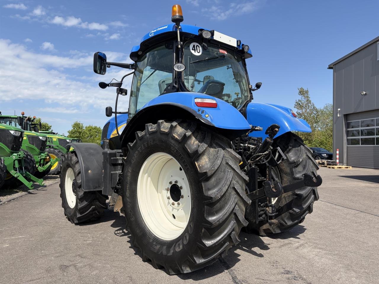 Traktor del tipo New Holland T6090 Power Command, Gebrauchtmaschine In Zweibrücken (Immagine 8)