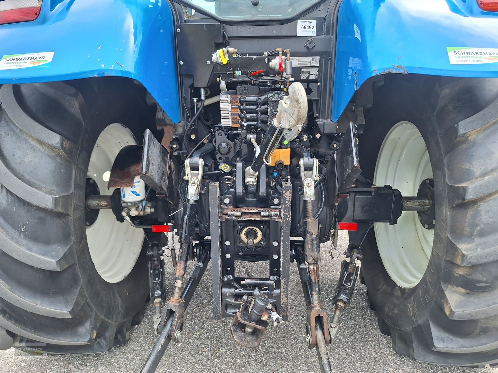 Traktor Türe ait New Holland T6090 Range & Power Command, Gebrauchtmaschine içinde Gampern (resim 11)