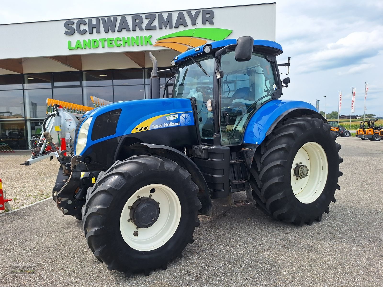Traktor Türe ait New Holland T6090 Range & Power Command, Gebrauchtmaschine içinde Gampern (resim 1)