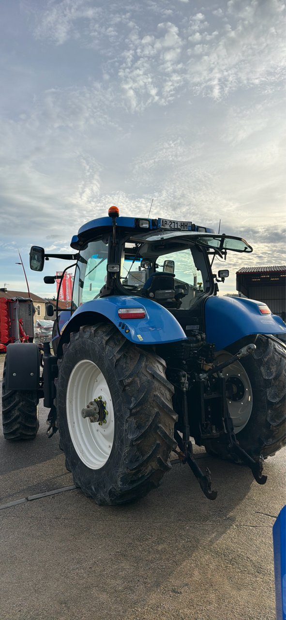 Traktor des Typs New Holland T6090, Gebrauchtmaschine in Chauvoncourt (Bild 5)