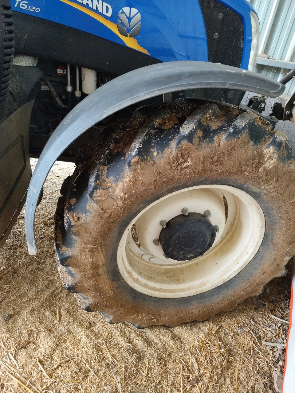 Traktor типа New Holland T6.120, Gebrauchtmaschine в Einvaux (Фотография 5)