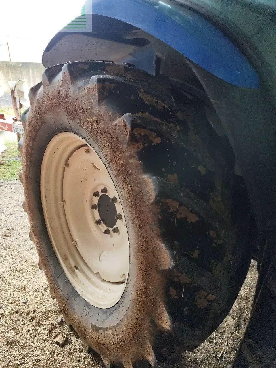 Traktor типа New Holland t6.120, Gebrauchtmaschine в CHAUVONCOURT (Фотография 7)