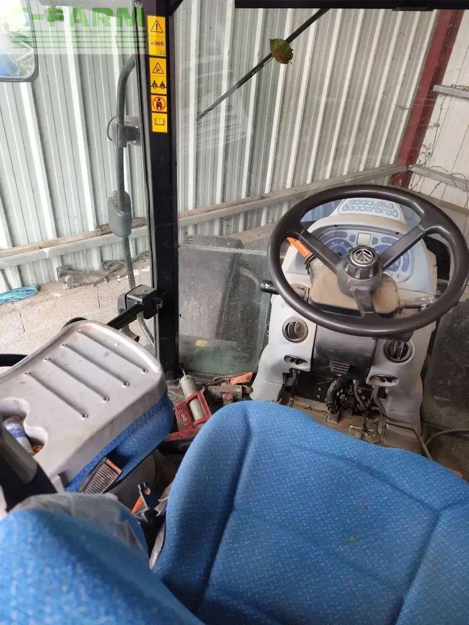 Traktor типа New Holland t6.120, Gebrauchtmaschine в CHAUVONCOURT (Фотография 10)