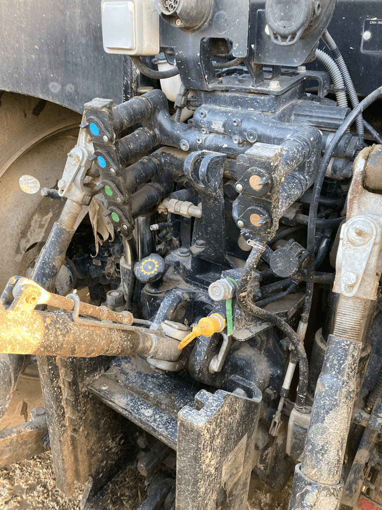 Traktor типа New Holland T6.125 ELECTROCOMMAND T4B, Gebrauchtmaschine в CONDE SUR VIRE (Фотография 3)