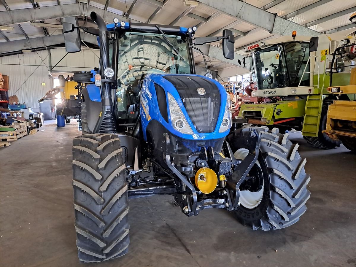 Traktor des Typs New Holland T6.125 S Electro Command Deluxe, Gebrauchtmaschine in Burgkirchen (Bild 9)