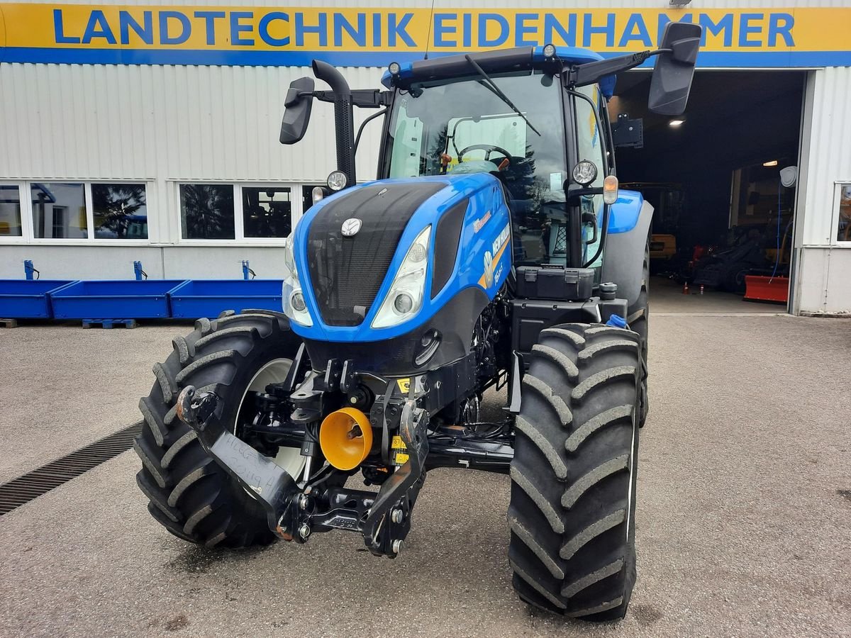 Traktor des Typs New Holland T6.125 S Electro Command Deluxe, Gebrauchtmaschine in Burgkirchen (Bild 2)