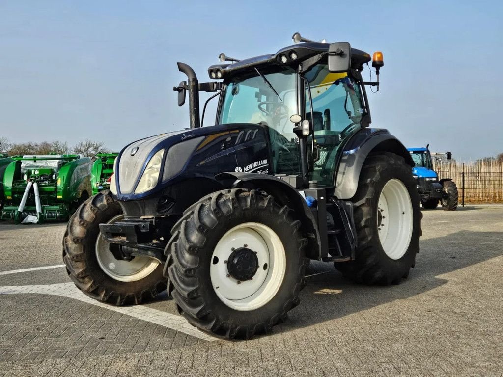 Traktor des Typs New Holland T6.125S Electro command, Gebrauchtmaschine in BENNEKOM (Bild 8)