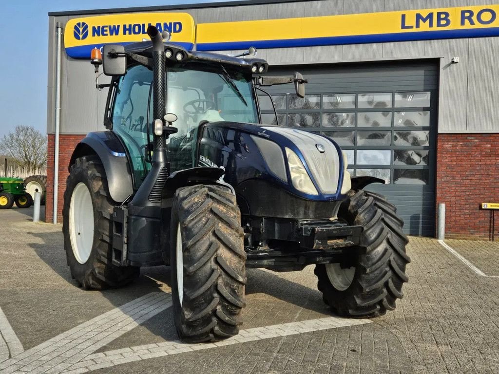 Traktor des Typs New Holland T6.125S Electro command, Gebrauchtmaschine in BENNEKOM (Bild 10)