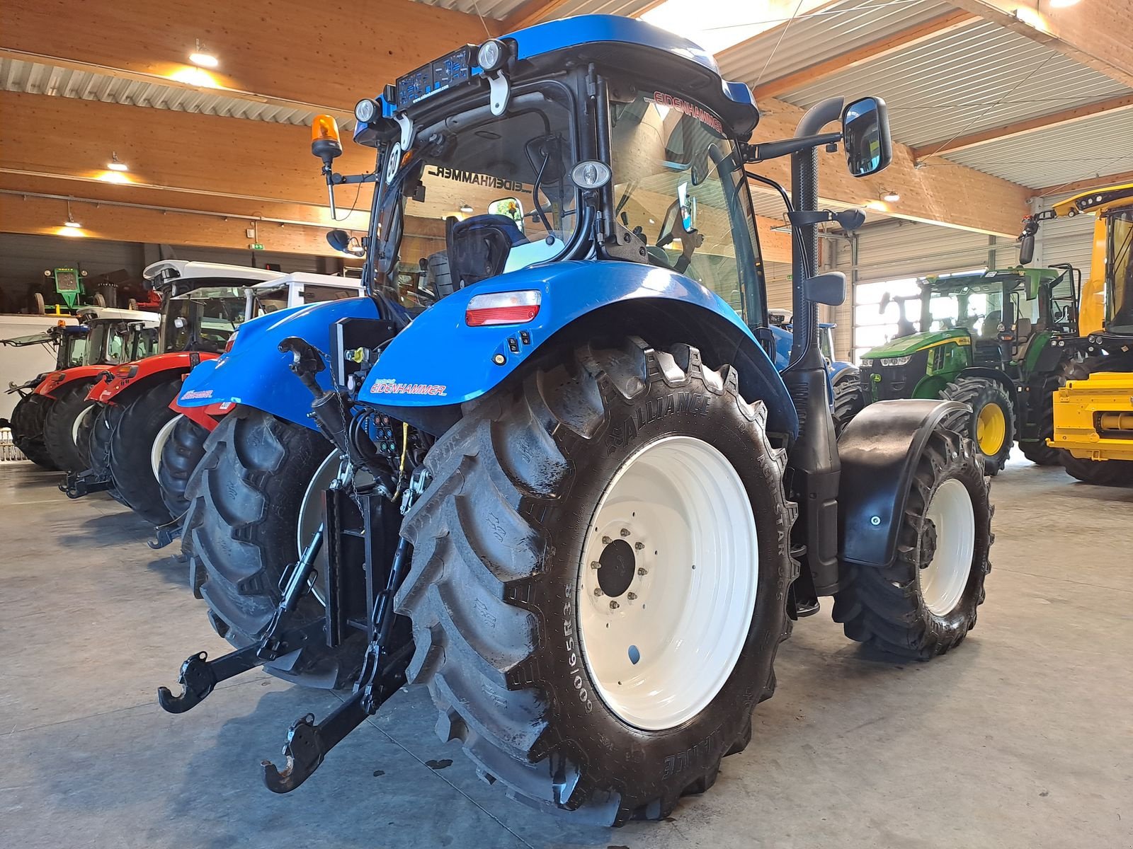 Traktor typu New Holland T6.140 Auto Command, Gebrauchtmaschine v Burgkirchen (Obrázek 5)