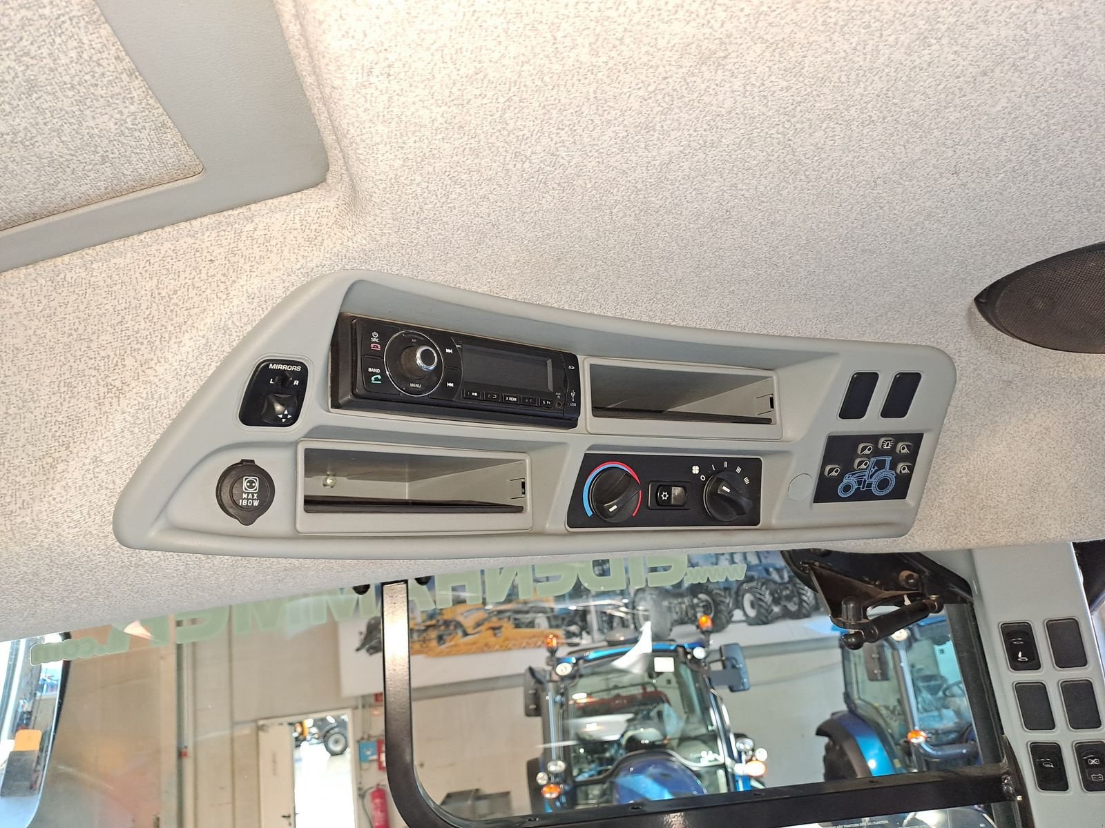 Traktor typu New Holland T6.140 Auto Command, Gebrauchtmaschine v Burgkirchen (Obrázek 12)