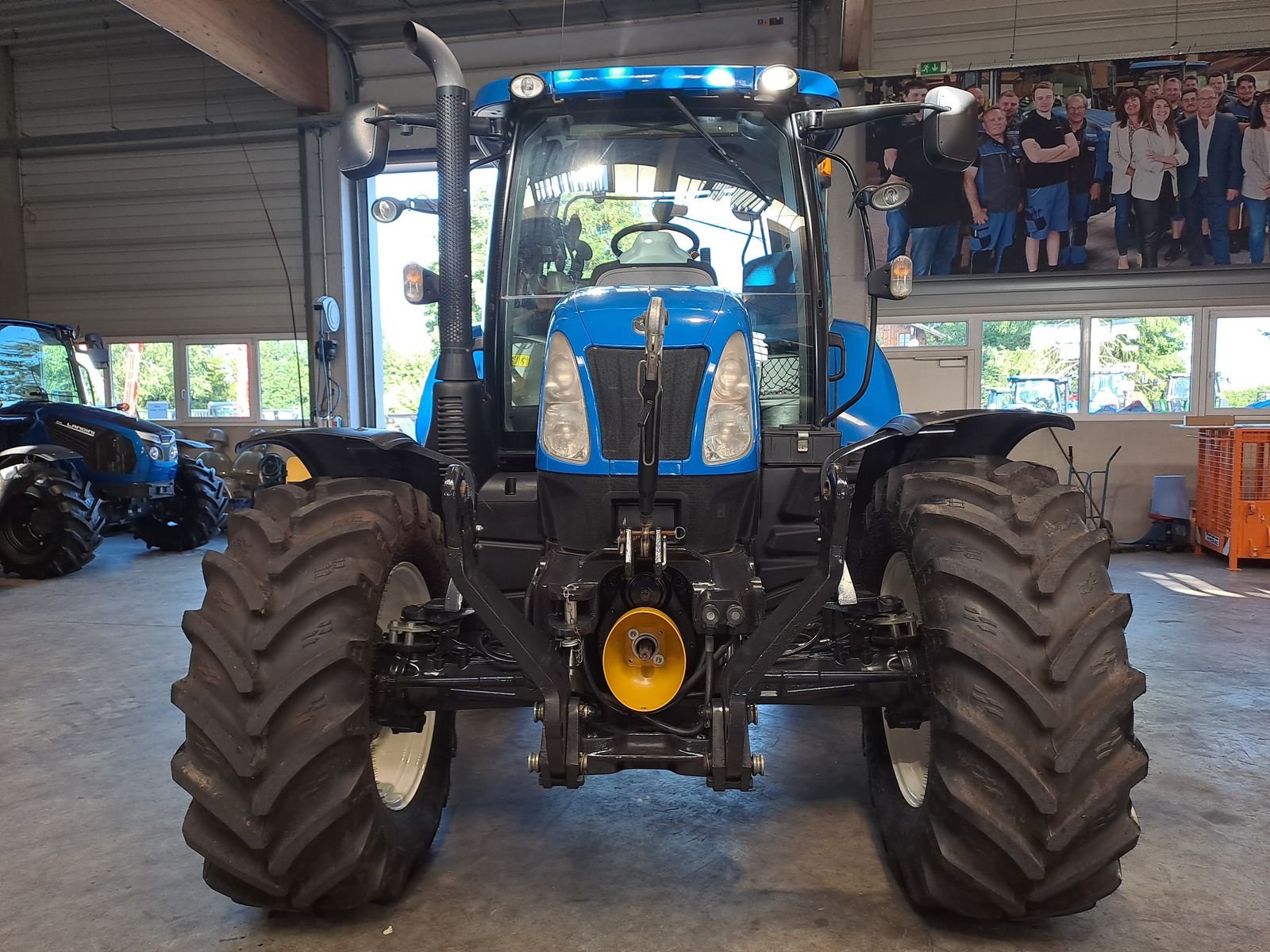Traktor typu New Holland T6.140 Auto Command, Gebrauchtmaschine v Burgkirchen (Obrázek 2)