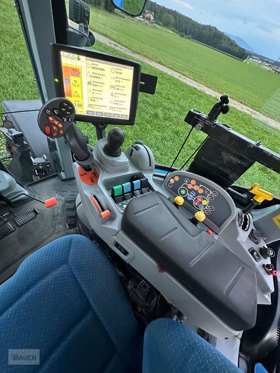 Traktor tip New Holland T6.140 Auto Command, Gebrauchtmaschine in Burgkirchen (Poză 16)