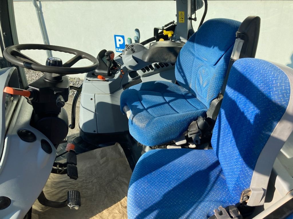 Traktor του τύπου New Holland T6.140 EC, Gebrauchtmaschine σε MORHANGE (Φωτογραφία 5)