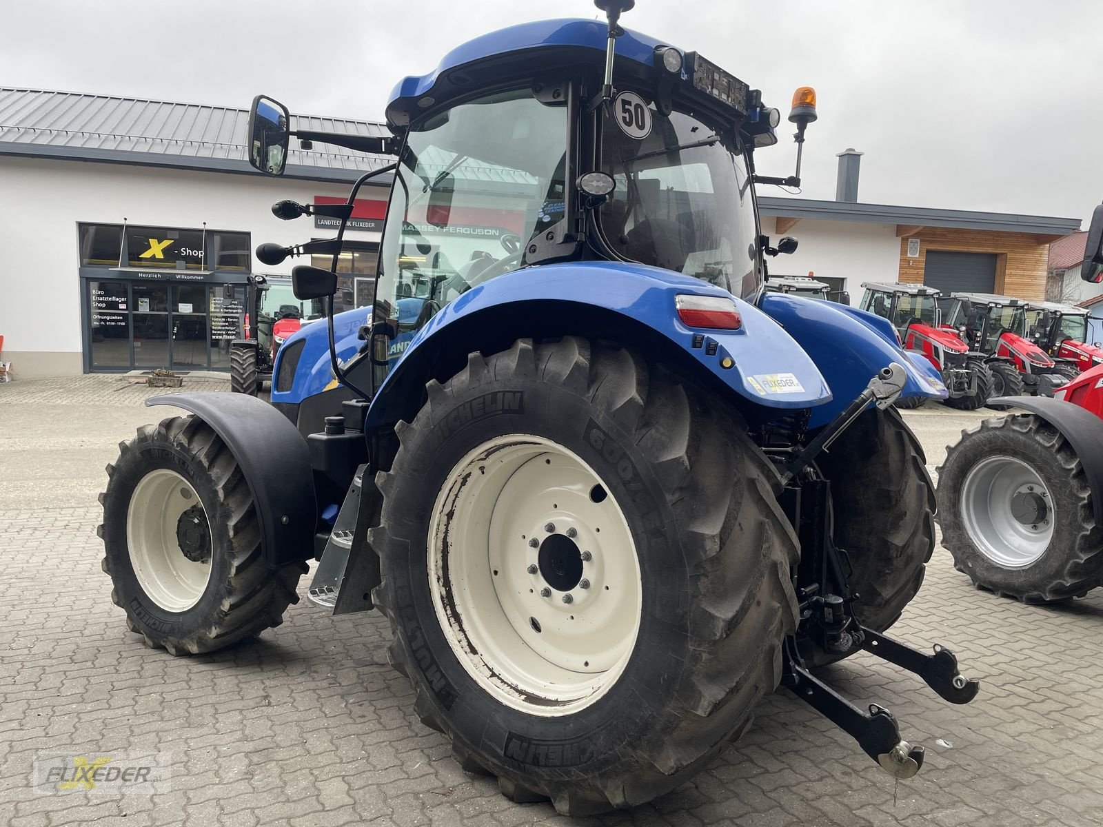 Traktor Türe ait New Holland T6.140, Gebrauchtmaschine içinde Pattigham (resim 10)