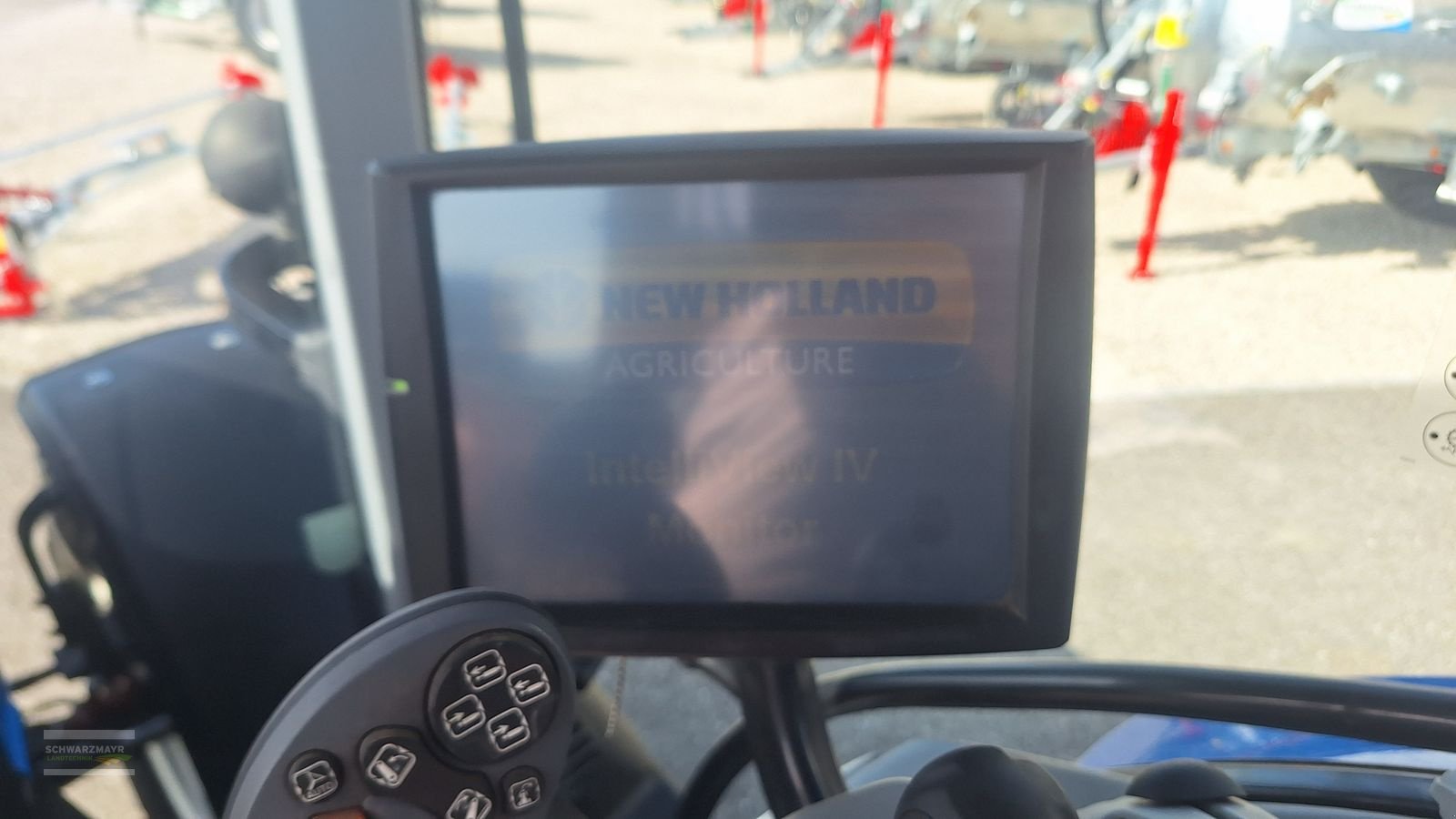 Traktor van het type New Holland T6.145 Auto Command SideWinder II, Gebrauchtmaschine in Gampern (Foto 19)