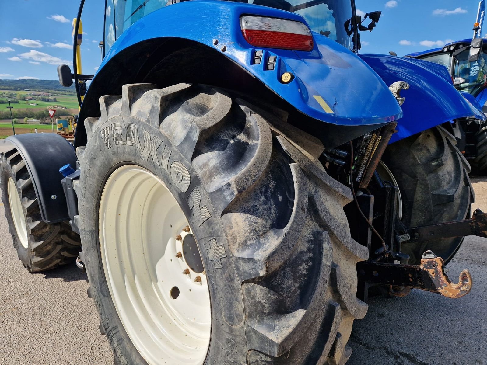 Traktor van het type New Holland T6.145 Auto Command SideWinder II, Gebrauchtmaschine in Obritzberg (Foto 11)