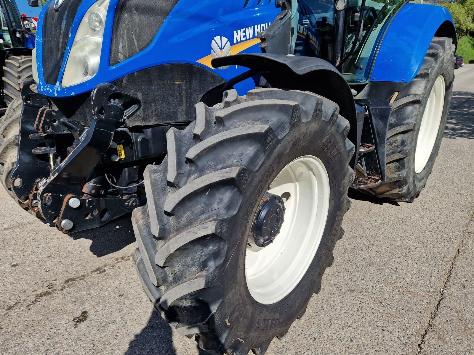 Traktor van het type New Holland T6.145 Auto Command SideWinder II, Gebrauchtmaschine in Obritzberg (Foto 13)