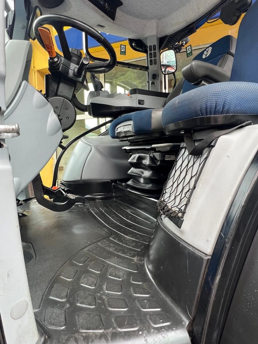 Traktor του τύπου New Holland T6.145 Dynamic Command SideWinder II, Gebrauchtmaschine σε Burgkirchen (Φωτογραφία 11)