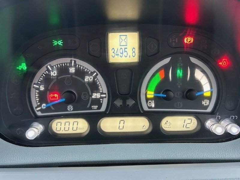 Traktor of the type New Holland T6.145 EC, Gebrauchtmaschine in Rødding (Picture 8)