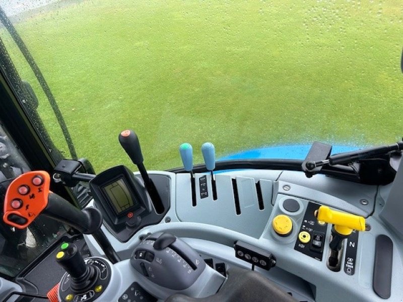 Traktor of the type New Holland T6.145 EC, Gebrauchtmaschine in Rødding (Picture 7)