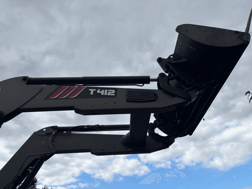 Traktor типа New Holland T6.145 ELECTRO COMMAND, Gebrauchtmaschine в TREMEUR (Фотография 2)