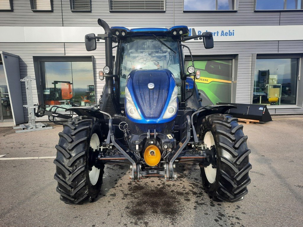 Traktor tipa New Holland T6.145, Gebrauchtmaschine u Chavornay (Slika 5)