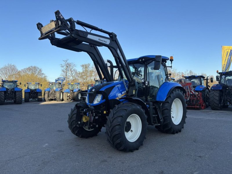 Traktor типа New Holland T6.145, Gebrauchtmaschine в Heerenveen (Фотография 1)