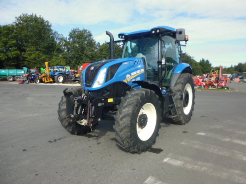 Traktor des Typs New Holland T6145AC, Gebrauchtmaschine in CHATEAUBRIANT CEDEX (Bild 4)