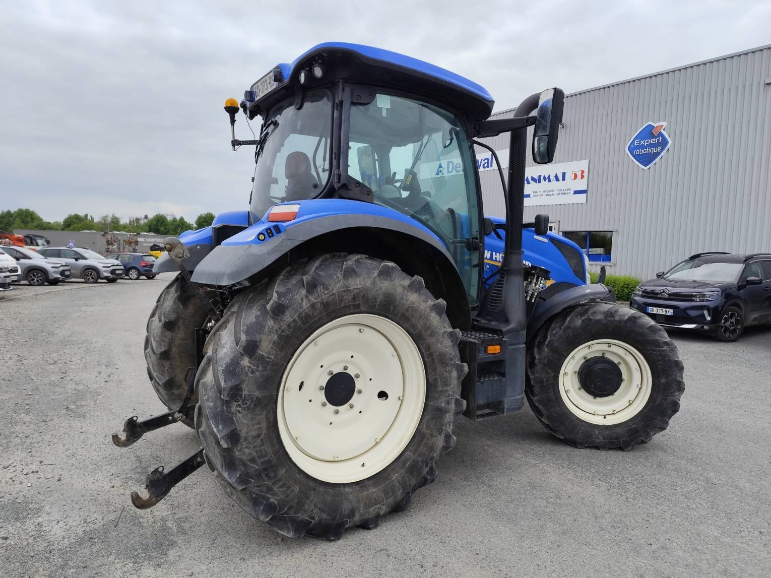 Traktor del tipo New Holland T6.145DC, Gebrauchtmaschine en Le Horps (Imagen 2)