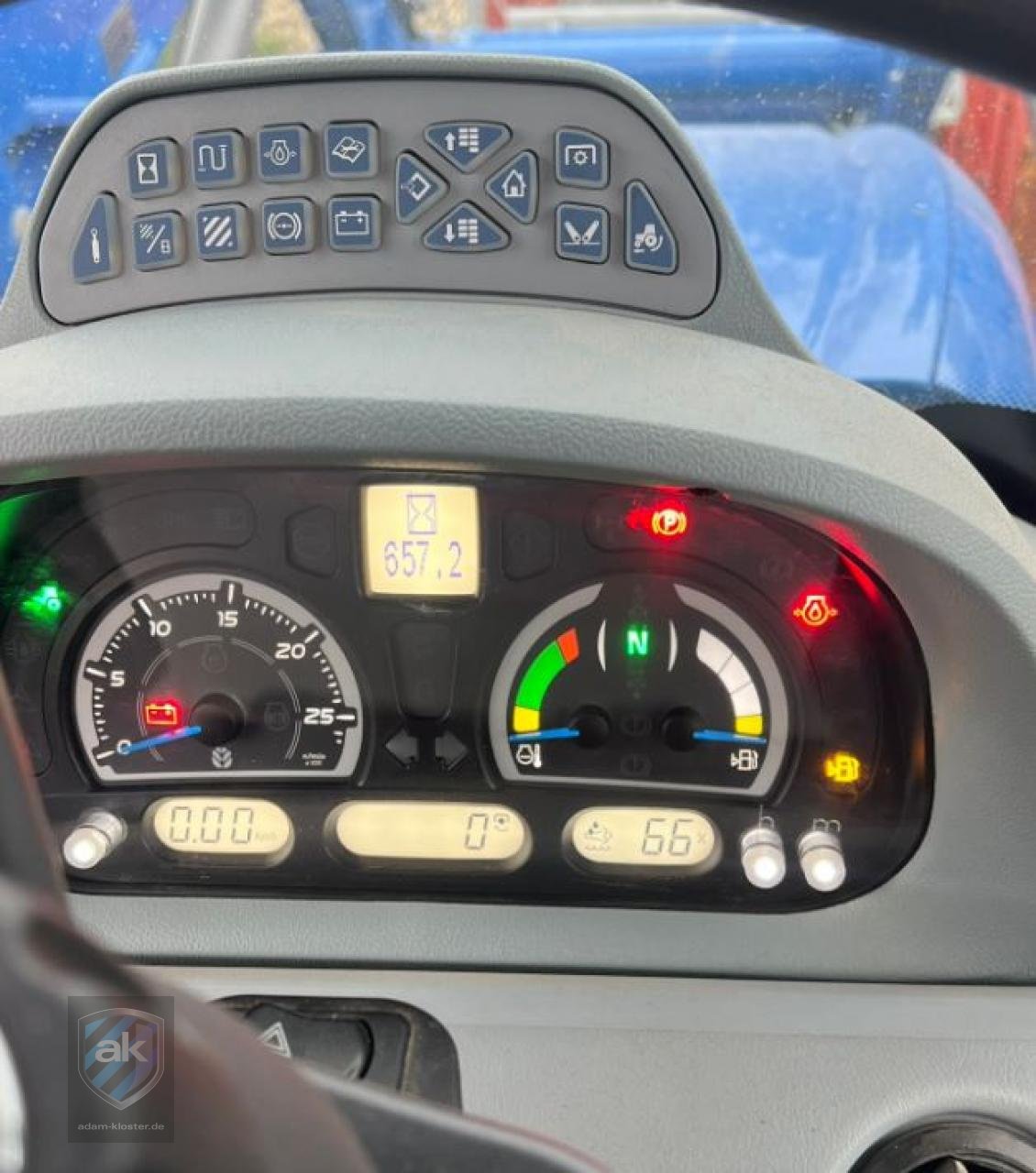 Traktor Türe ait New Holland T6.145EC TMR, Gebrauchtmaschine içinde Mörstadt (resim 5)