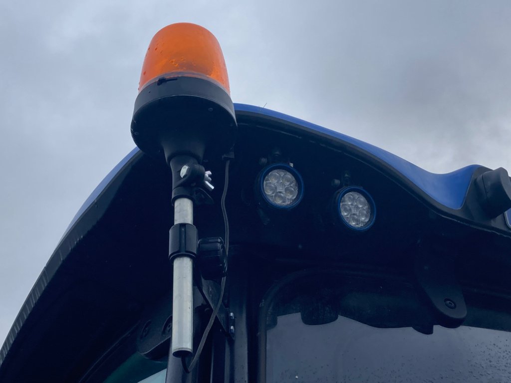 Traktor of the type New Holland T6.155, Gebrauchtmaschine in CORMENON (Picture 10)