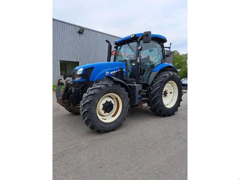 Traktor типа New Holland T6155, Gebrauchtmaschine в PLUMELEC (Фотография 2)