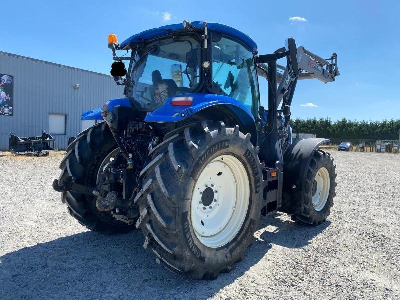 Traktor of the type New Holland T6.155, Gebrauchtmaschine in LE PONT CHRETIEN (Picture 8)