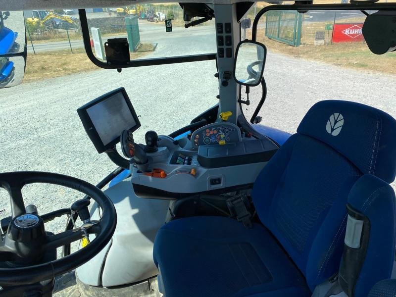 Traktor of the type New Holland T6.155, Gebrauchtmaschine in LE PONT CHRETIEN (Picture 10)