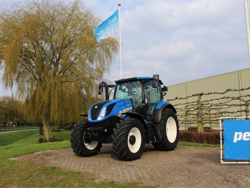 Traktor of the type New Holland T6.155, Gebrauchtmaschine in Bant (Picture 1)
