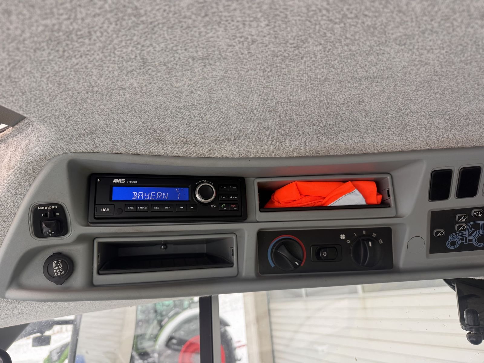 Traktor van het type New Holland T6.160 Auto Command, Gebrauchtmaschine in Traberg (Foto 9)