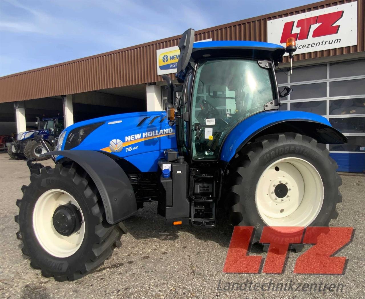 Traktor of the type New Holland T6.160 DC STAGE V, Neumaschine in Ampfing (Picture 5)