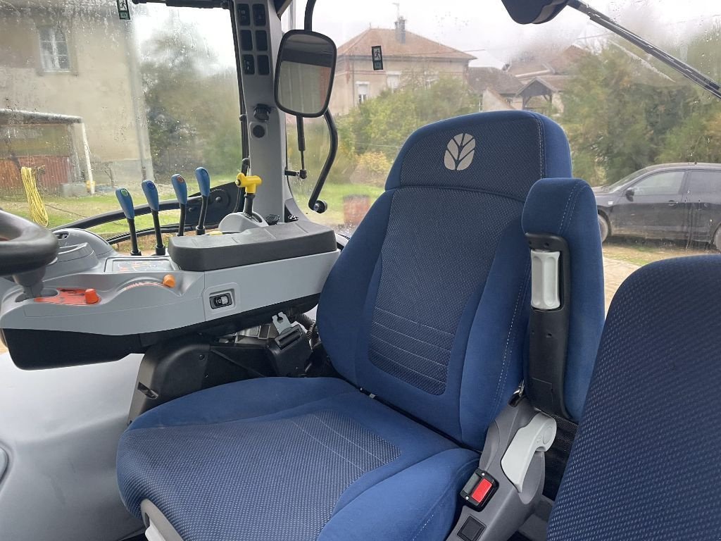 Traktor του τύπου New Holland T6.160 dct, Gebrauchtmaschine σε LIMEY-REMENAUVILLE (Φωτογραφία 3)