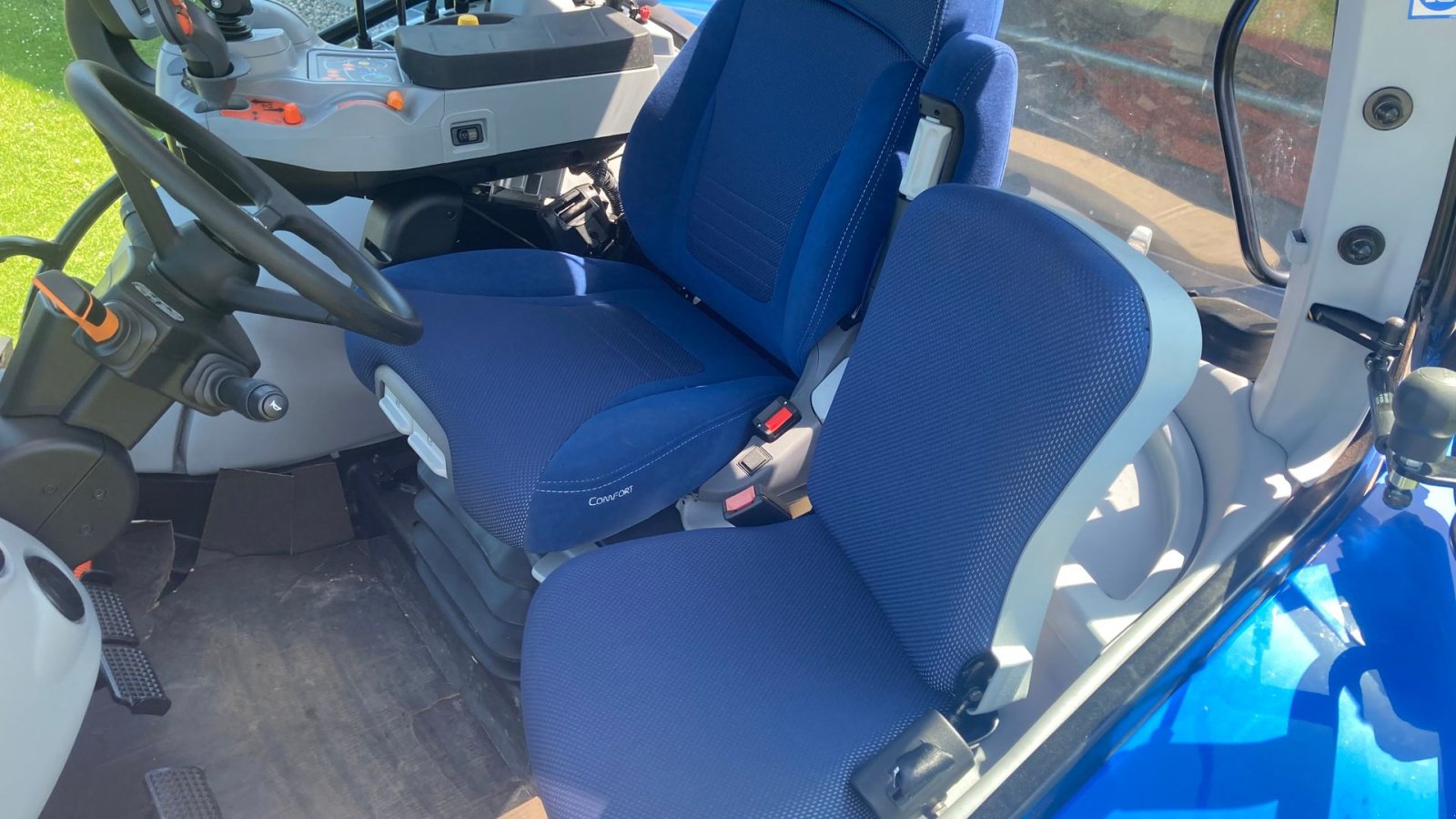 Traktor типа New Holland T6.160 Dynamic Command, Gebrauchtmaschine в Glamsbjerg (Фотография 13)