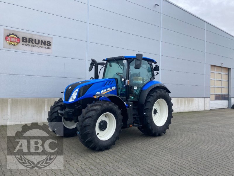 Traktor of the type New Holland T6.160 ELECTROCOMMAND MY19, Neumaschine in Aurich-Sandhorst (Picture 1)